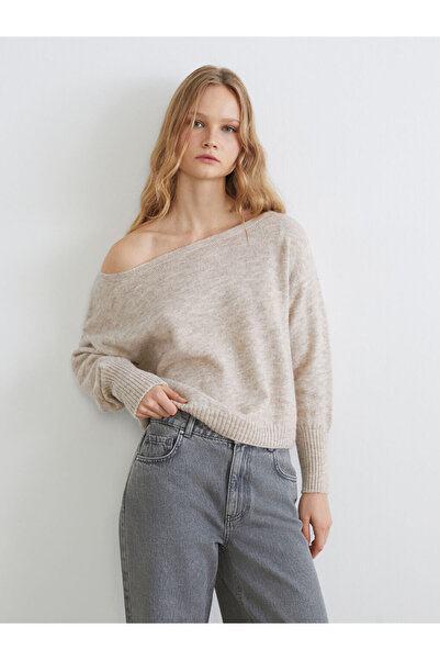 LC Waikiki XSIDEBej Kayık Yaka Oversize Kadın Triko Kazak