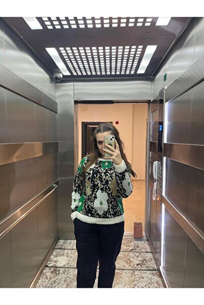 youknitwear you Daisy Crew Neck Knit Sweater