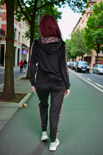 Buticul Marei Leopard Tracksuit for Women 2026