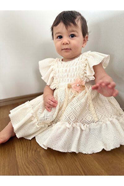 Maxbabi DANTEL FIRFIRLI ÇİÇEK AKSESUARLI ELBİSE