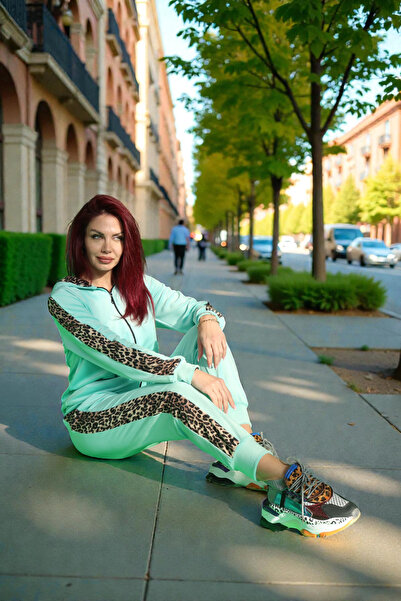 Buticul Marei Leopard Tracksuit for Women 2026