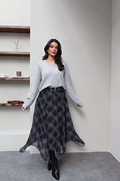 Sorridi Fusta asimetrică din tul cu model în carouri