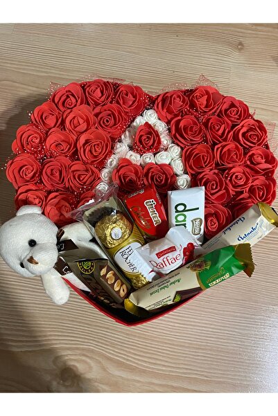 Sweet Kişiye özel baş harfli ,Kırmızı güllü ,baş harfli ,çiçekli çikolata kutusu