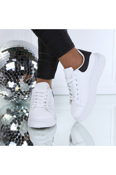 Melisa White and black lightweight sneakers