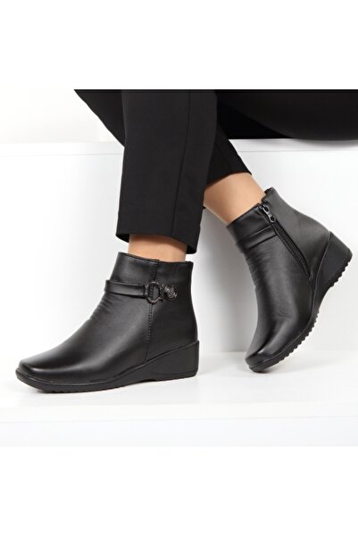 Mira Fur-Lined Boots