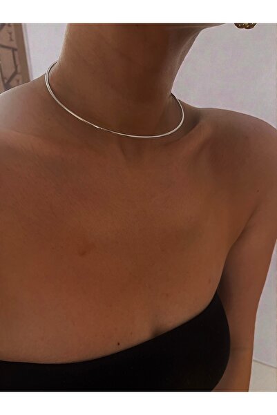 Hoop jewelery minimal inci choker