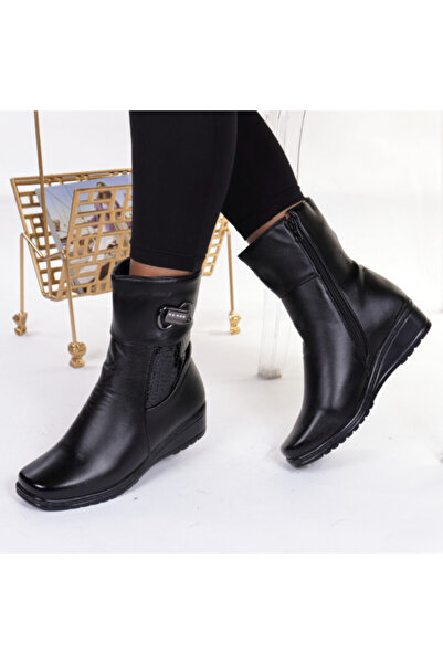 muna High Fur-Lined Boots