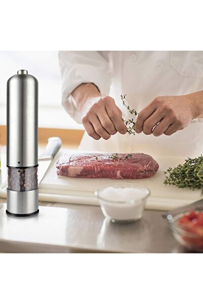 KitcHomeLife Electric salt and pepper grinder