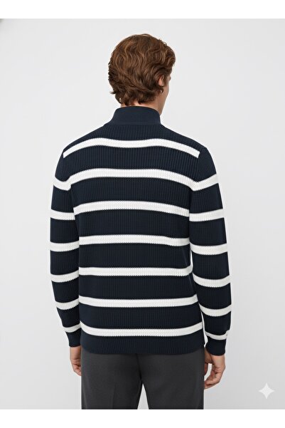 ModaPlaza Men's Zippered Sweater 218