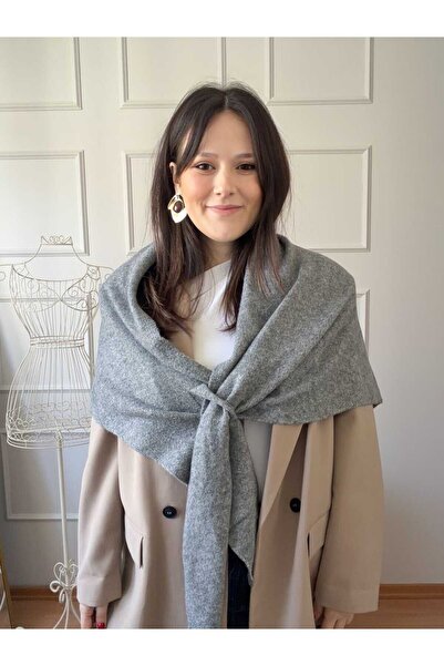 CHARMLUCKY Detailed Triangle Scarf