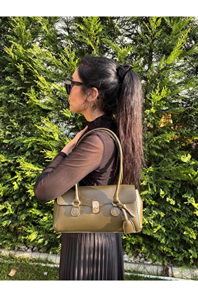 Laletto Kadın Rosa Model Kapaklı Omuz Çantası