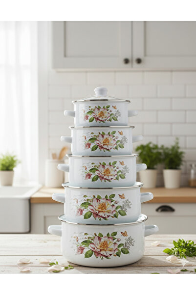 Generic A set of cookware decorated with elegant designs in several sizes