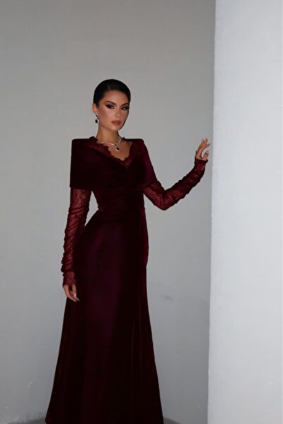 Seela Elegant, soft, and attractive winter evening dress