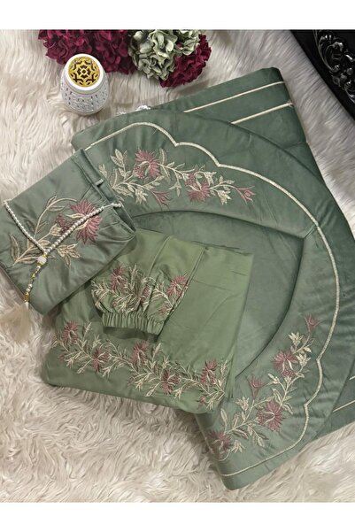 Royal Luxurious royal bridal-style prayer rug lined with sponge