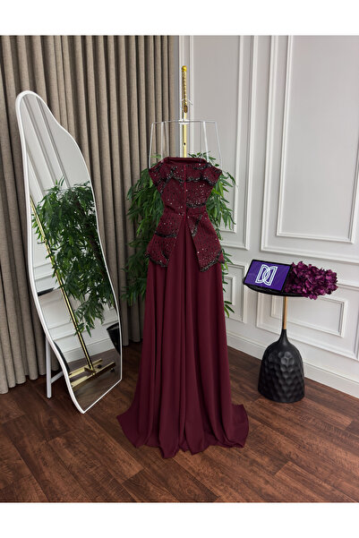 DEYARA FASHION Evening dress with embroidered bodice and chiffon flared skirt