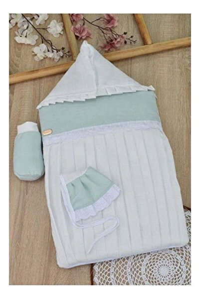 Fun Moment A uniquely designed and stylish children's sleeping bag