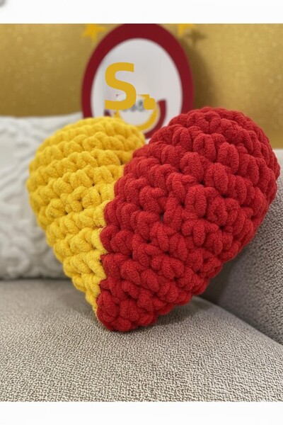 Gogoey Pernă Inimă Fan – Pernă Decorativă în Culorile Echipamentului