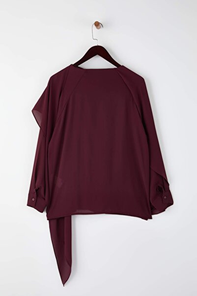 Trendyol Curve Πουκάμισο μεγάλου μεγέθους με λεπτομέρεια από υφαντό μελιτζάνικο μανδύα TBBAW26AX00019