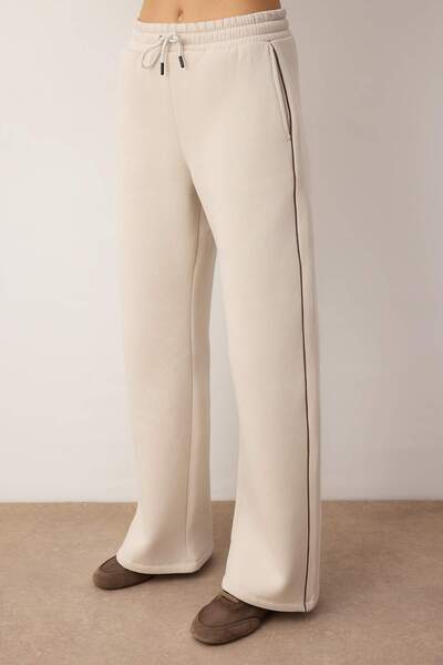 Trendyol Collection Stone Thick Zippered Hooded Oversize/Wide Cut Knitted Tracksuit Set Twoaw26Em00000