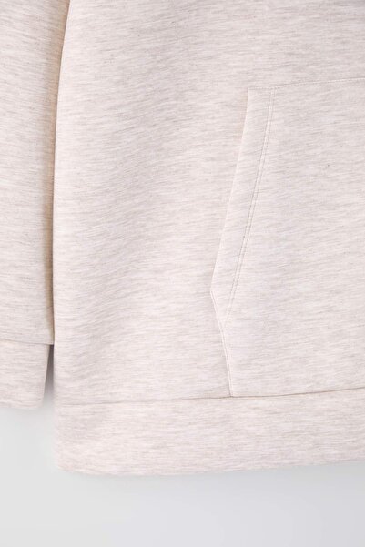 Trendyol Curve Elemente esențiale pentru garderoba Bej Melange cu glugă din material subțire Swea tricou TBBAW26AO00051