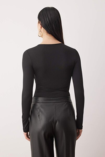 Trendyol Collection Black Deep V Neck Tie-Up Knitted Party Body Tpraw26Bd00028