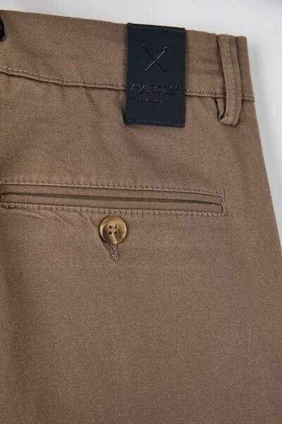 Trendyol Collection Ανδρικό παντελόνι από υφασμάτινο υλικό Gabardine Mink TMNAW26PL00026