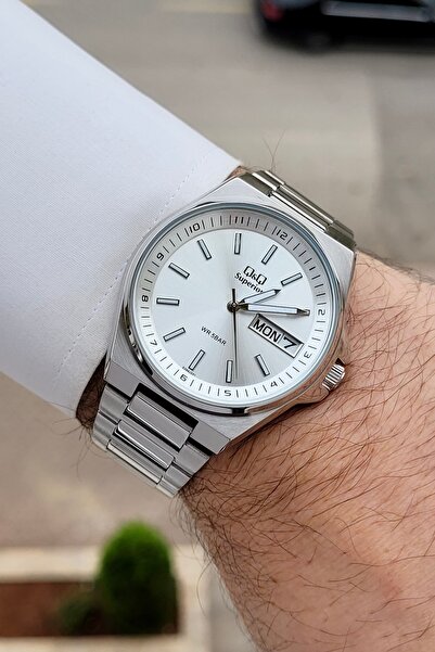 Q&Q Silver Renk 24 Ay Garantili 40 mm Göstergeleri Aktif Paslanmaz Çelik Erke...