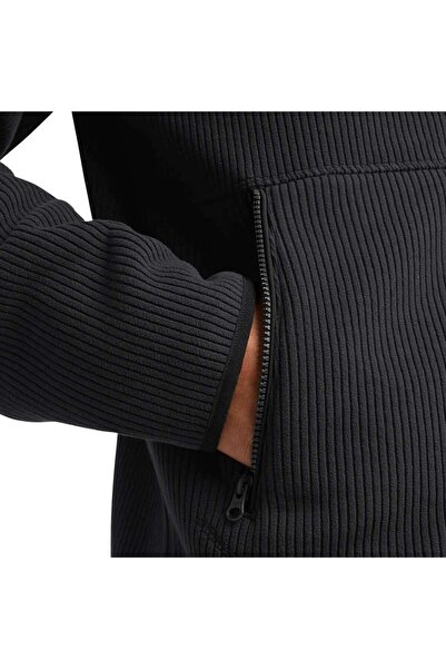 Jack Wolfskin Lake Ridge Men's Black Outdoor Jacket Men's Outdoor Jacket A65001