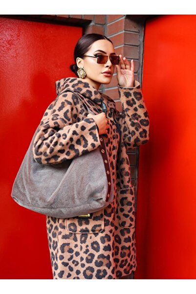 DMG Collection Μοντέρνα βελούδινη γυναικεία τσάντα ώμου με λεπτομέρεια oversi...