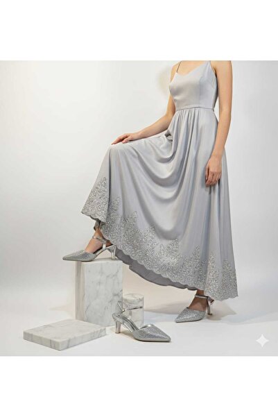 Btr صندل كعب عريض لولو من الامام بثلاثه الوان الابيض والسكري الفضي