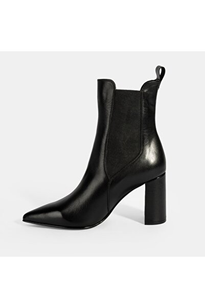 Desa Women's Black Elastic Heeled Leather Boots