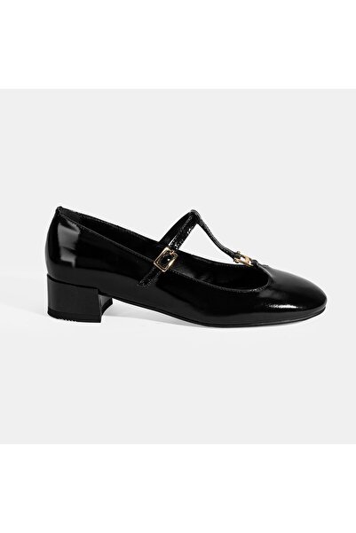 Desa Women's Black Buckle Accessory T-Band Patent Leather Heeled Ballerinas