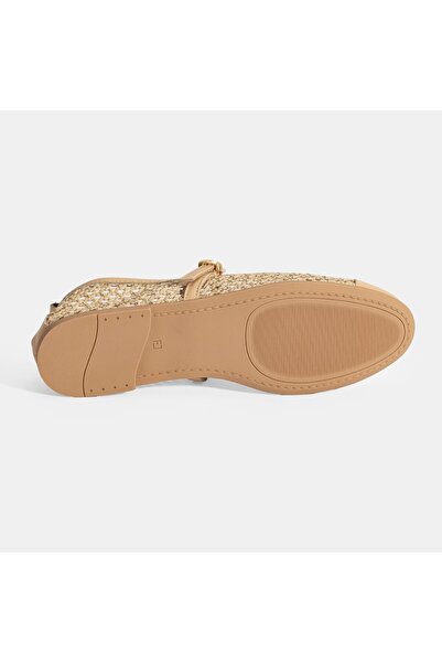 Desa Women's Beige Adjustable Buckle Straw Ballerinas