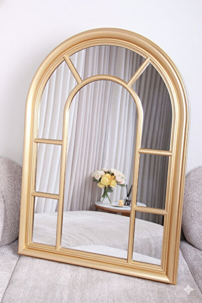Generic Artistic mirror with an arched frame – a touch of modern luxury (97 x 66 cm, gold)