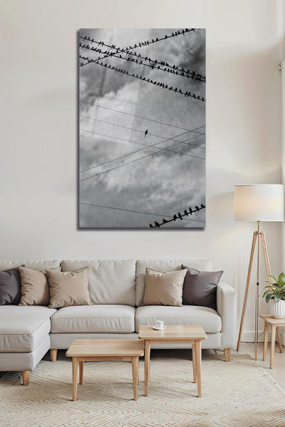 B&G DESIGN Păsări pe orizont – Pictură minimalistă pe sticlă cu păsări pe sârmă