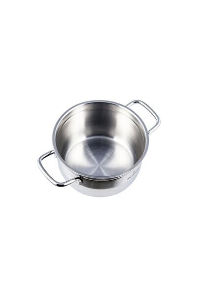 Sofram Turkish soft steel cooking pot, 18 cm, with a steel lid.