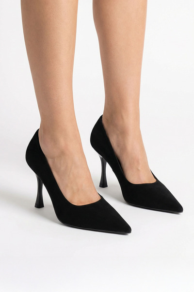 Gül Kundura حذاء نسائي بكعب رفيع من جلد الغزال باللون الأسود