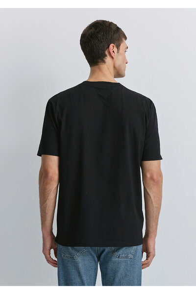 Mavi Μαύρο μπλουζάκι με λογότυπο Patch Loose Fit / Loose Relaxed Fit 0612579 -900