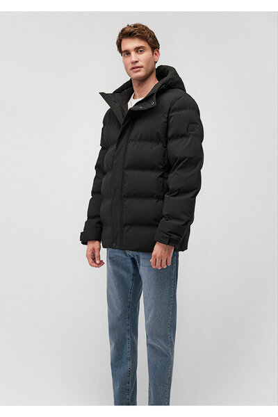 Mavi Vodoodpudivý černý nafukovací kabát 0110192-71379