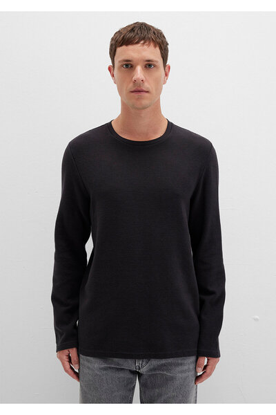 Mavi Langärmliges, strukturiertes schwarzes T-Shirt mit schmaler Passform/Schmaler Passform 064622 -21842