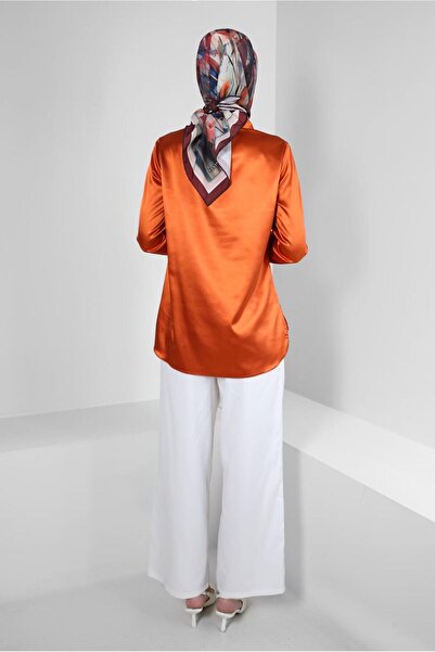 Alvina Satin Buttoned Blouse - Model 43755