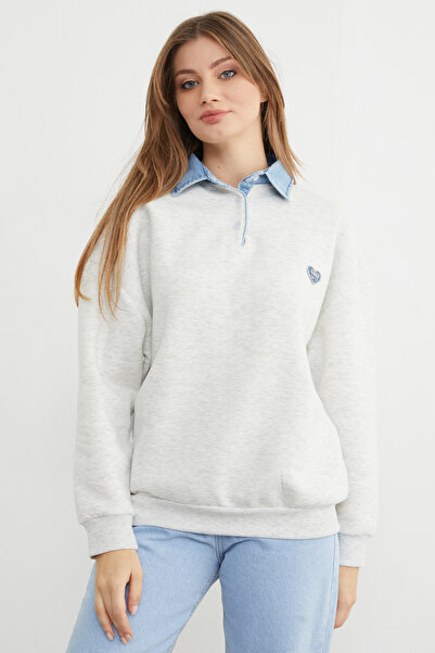 Fulla Moda 3 Thread Heart Embroidered Polo Neck Denim Detailed Sweatshirt