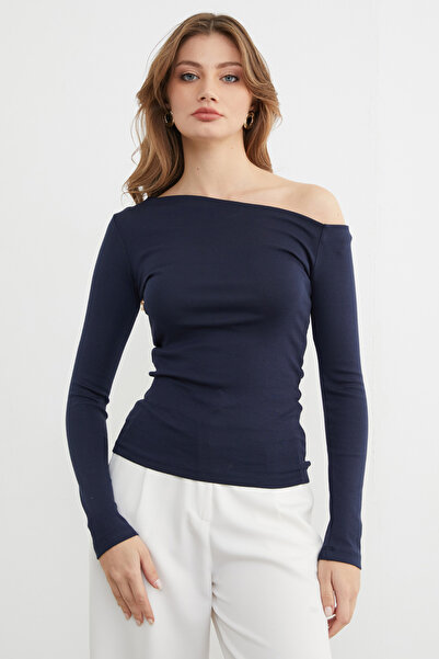 Fulla Moda Basic Kayık Yaka Modal Bluz