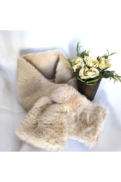 VELORA PRIVE وشاح فرو صناعي أنيق وعصري - بيج