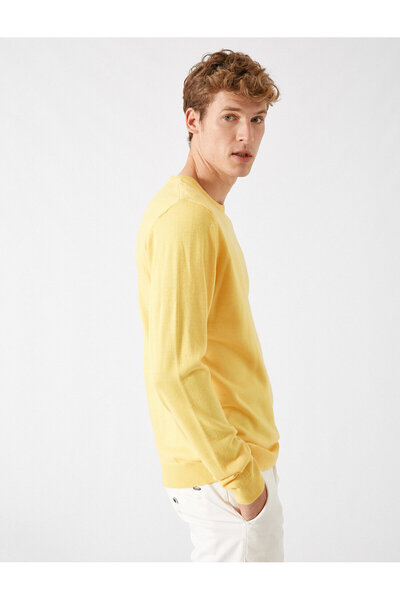 Koton Gelber Herrenpullover 1KAM92005LT