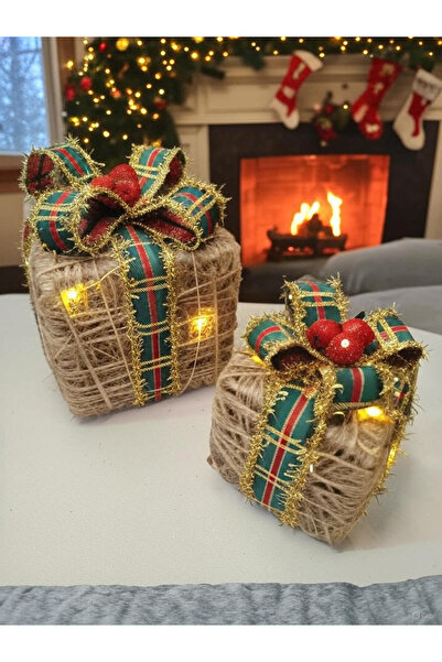 AtölyeKekik Işıklı Jüt İpli Hediye Paketi Dekor Seti – 2’li (7×7 cm & 10×10 c...