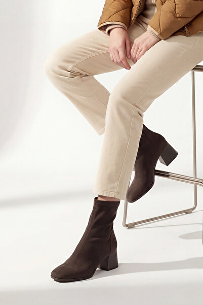 Marjin Γυναικείες μπότες με τακούνι, με φερμουάρ στο πίσω μέρος, Nayis καφέ σουέτ