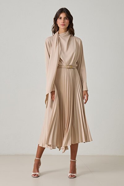 Setre Φόρεμα με μακρυμάνικο μίντι μήκος με λεπτομέρεια από βιζόν και πλισέ