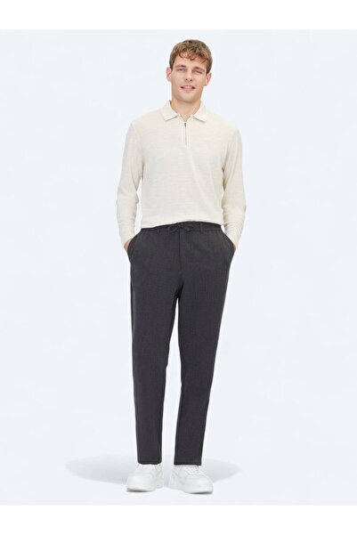 Kip Μαύρο ριγέ υφαντό παντελόνι Jogging Fit Casual