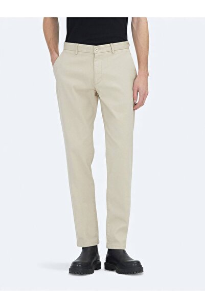 Kip Beige Plain Woven Regular Fit Casual Cotton Blended Trousers